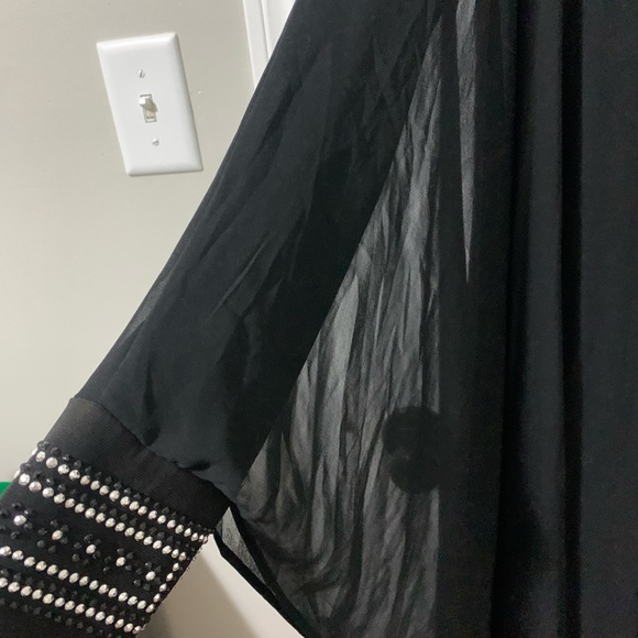 Black and silver caftan - Picture 3 of 5